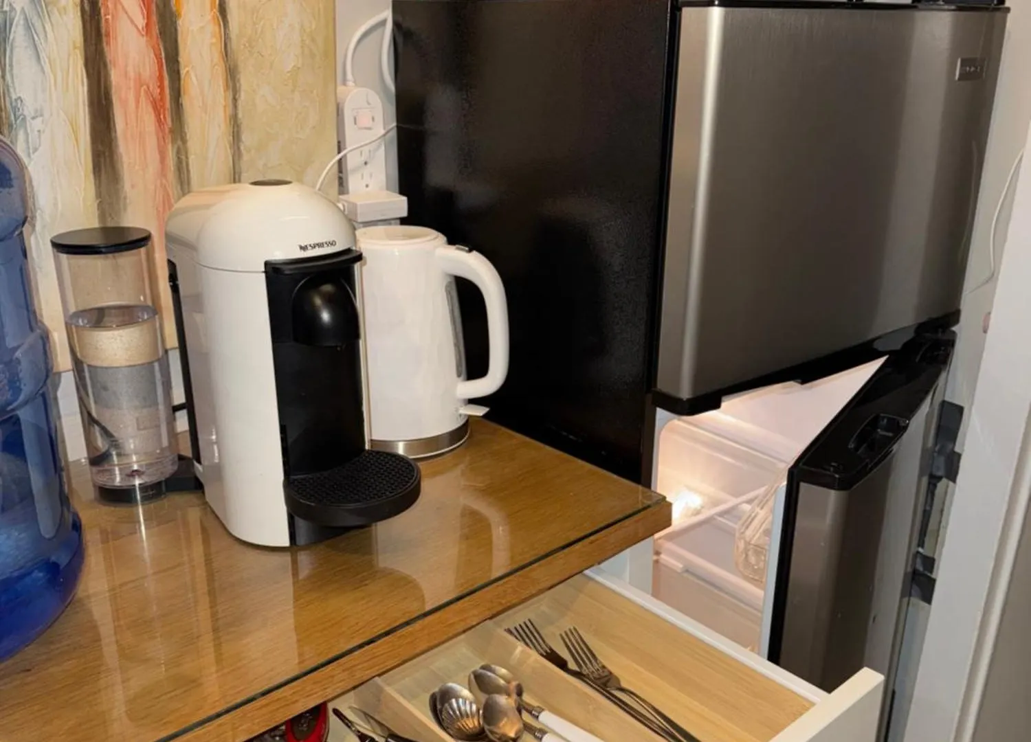 Cozy Private Room In Downtown Toronto, 15 Mins To Cn Tower, Steps To Subway