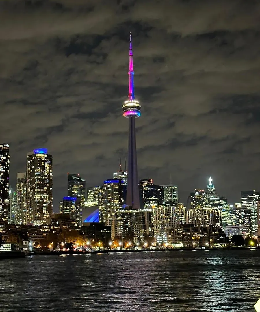 Cozy Private Room In Downtown Toronto, 15 Mins To Cn Tower, Steps To Subway Canada