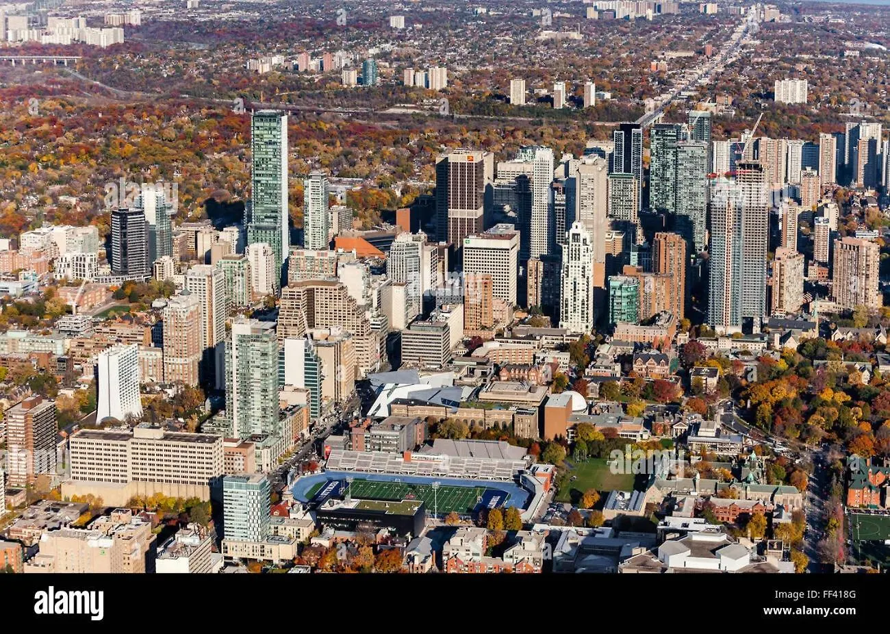 Cozy Private Room In Downtown Toronto, 15 Mins To Cn Tower, Steps To Subway 0*, Toronto Canada