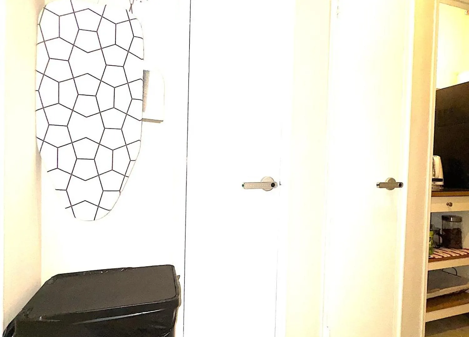 Cozy Private Room In Downtown Toronto, 15 Mins To Cn Tower, Steps To Subway 0*, Toronto Canada