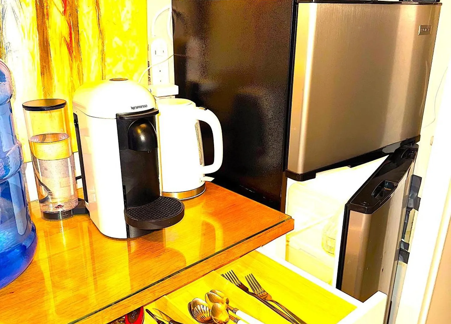 Cozy Private Room In Downtown Toronto, 15 Mins To Cn Tower, Steps To Subway 0*, Toronto